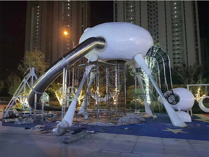 戶外非標(biāo)游樂(lè)設(shè)施20